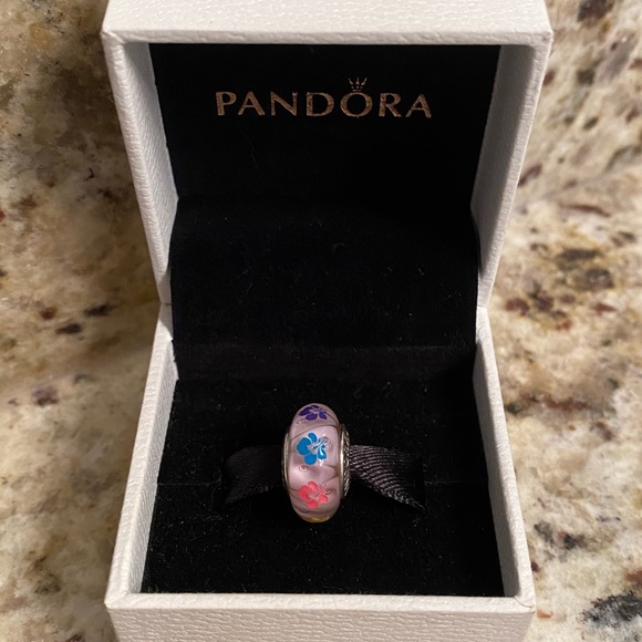 Pandora Hawaii Exclusive Lei Hibiscus Charm RARE - Picture 7 of 9